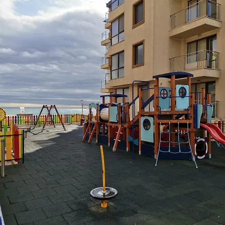 б306 в бийч на първа линия с перфектен изглед към плажа! * Obzor